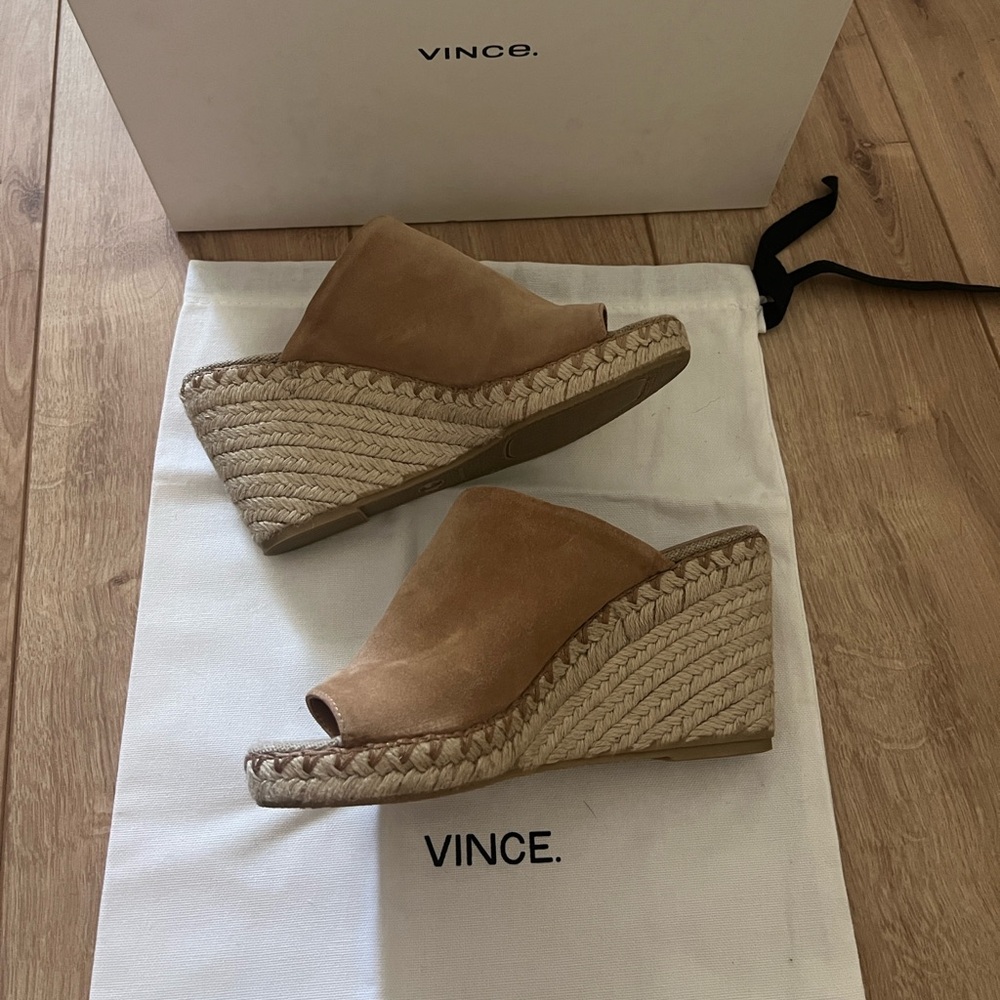 [NEW W/ TAGS] Vince Sutherland Suede Wedge Sandals